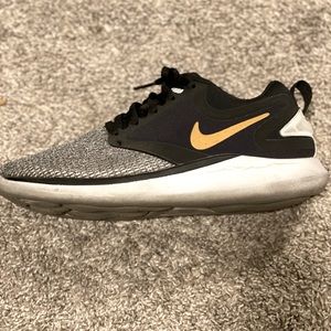 Grade School Boys' Nike Lunarsolo Running Shoes Size 7y